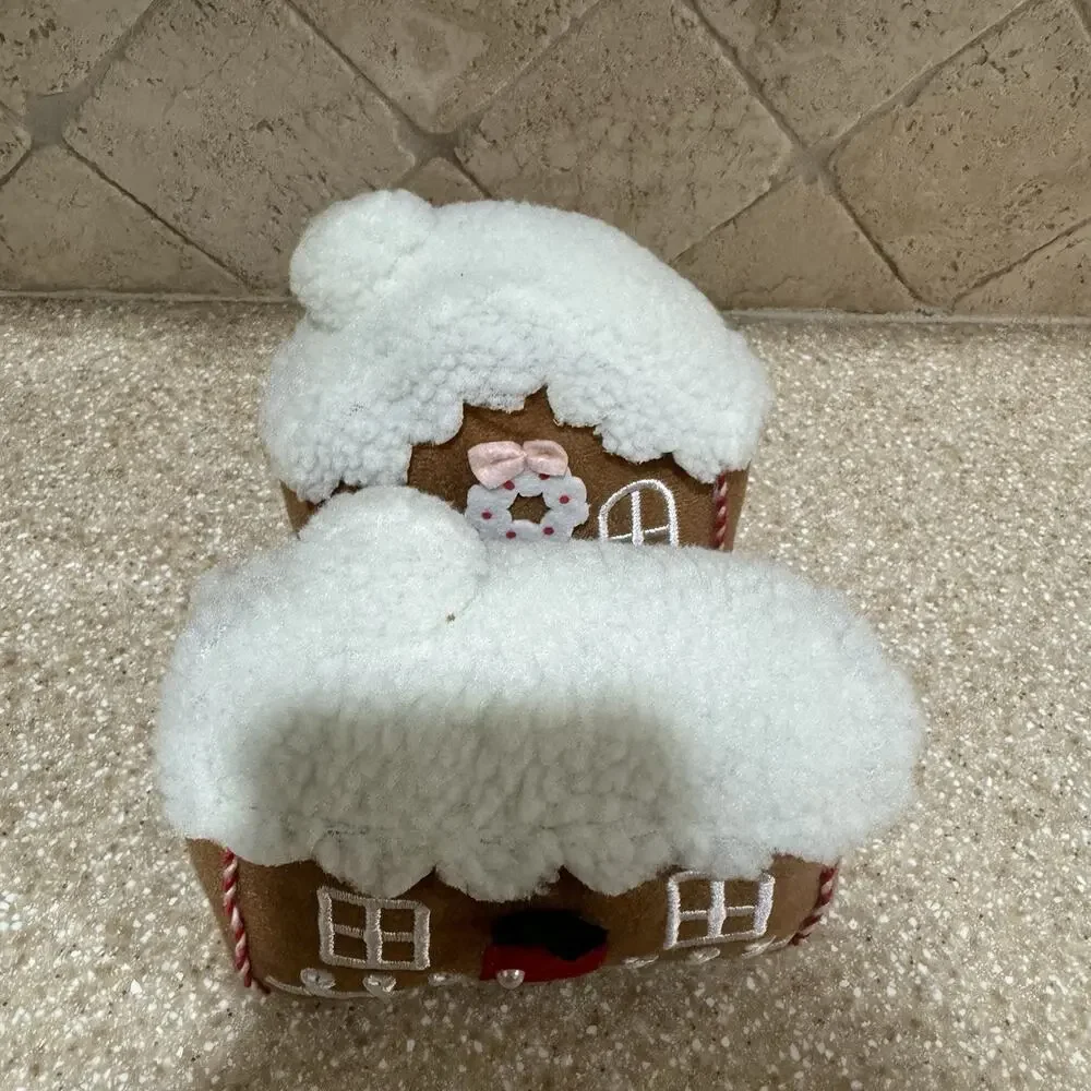 NEW Target Bullseye Playground Gingerbread House Holiday Christmas Shelf Sitter